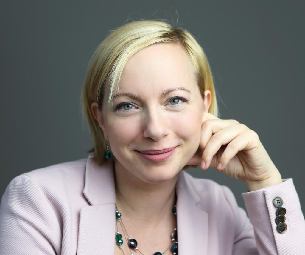 Interjú Deliága Évával