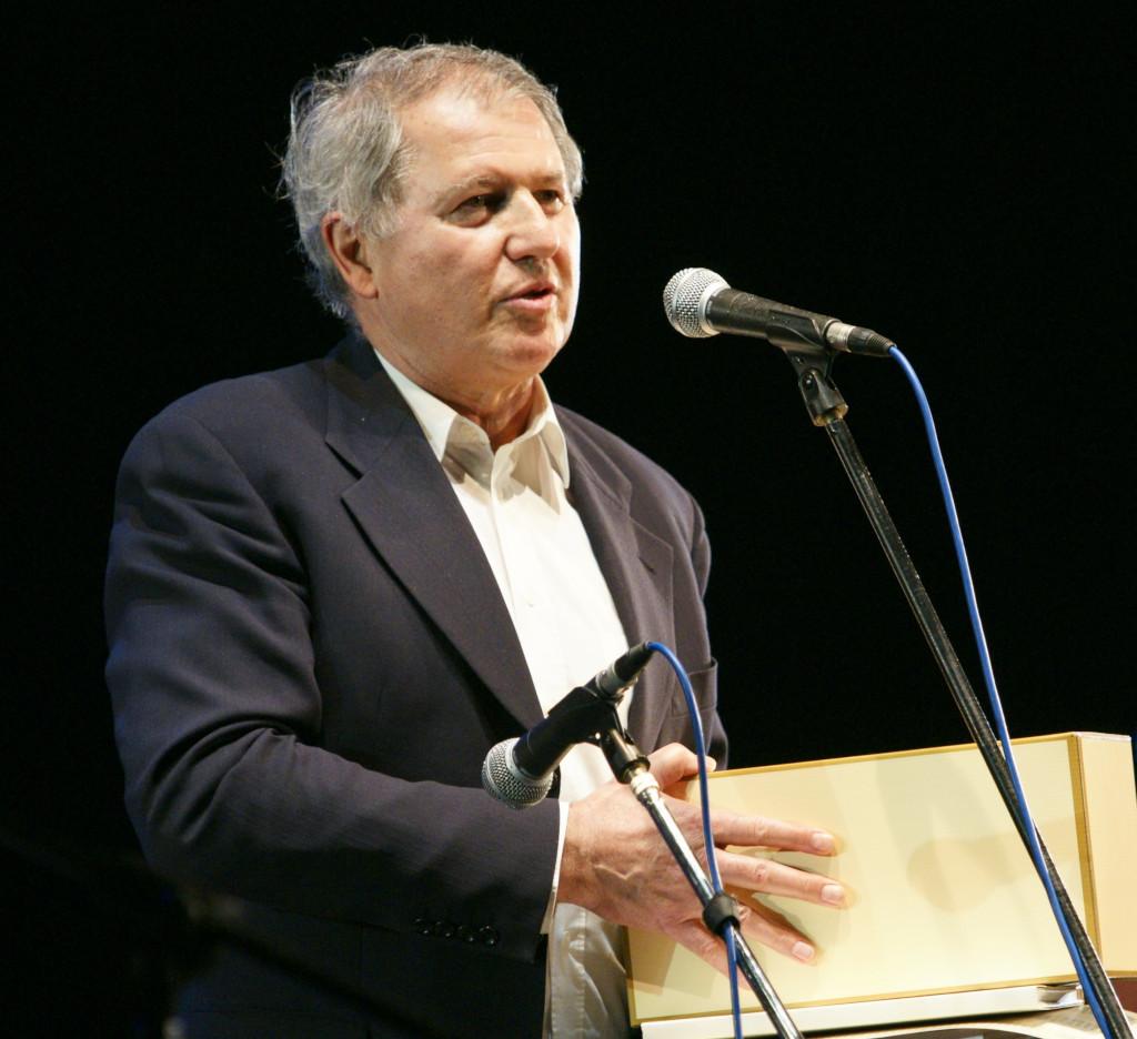 A Klauzál Házban jubilál a magyar művészetért díjrendszer – interjú Gubcsi Lajossal