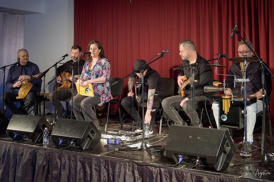 Farsangi mulatság a Veronaki zenekarral